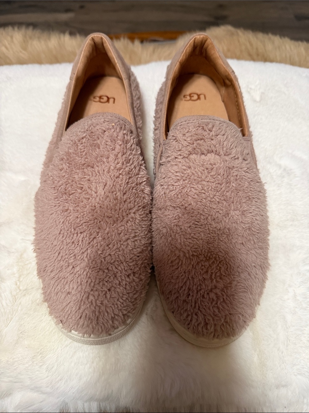 UGG DUSK PINK RICCI SLIP-ON FAUX FUR SNEAKERS SHOES, WOMEN US 9 EUC